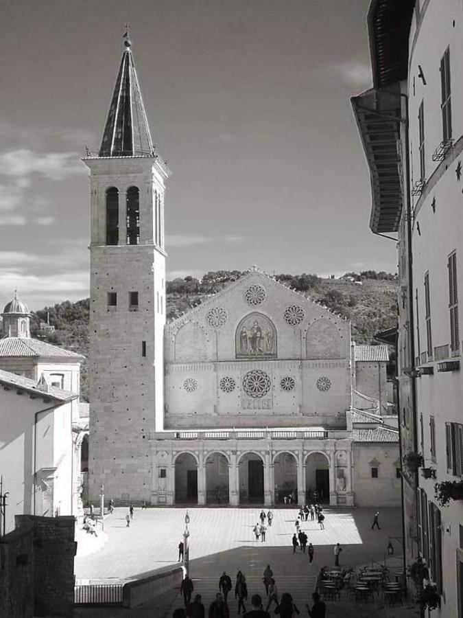 Appartamento Di Via Refini II Spoleto Esterno foto