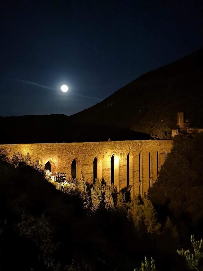 Appartamento Di Via Refini II Spoleto Esterno foto